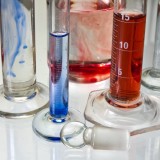 Quantum computers do chemistry