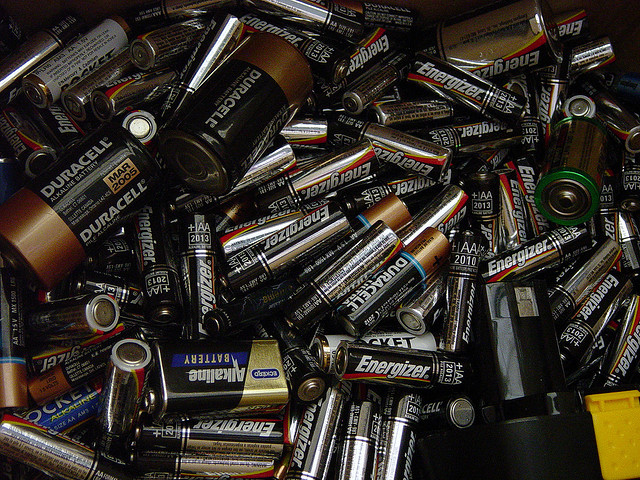 Breathing batteries could store 10 times the energy