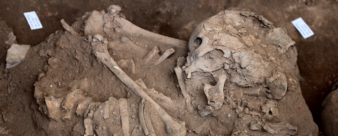 Skull casket holding human bones reveals weird burial rituals